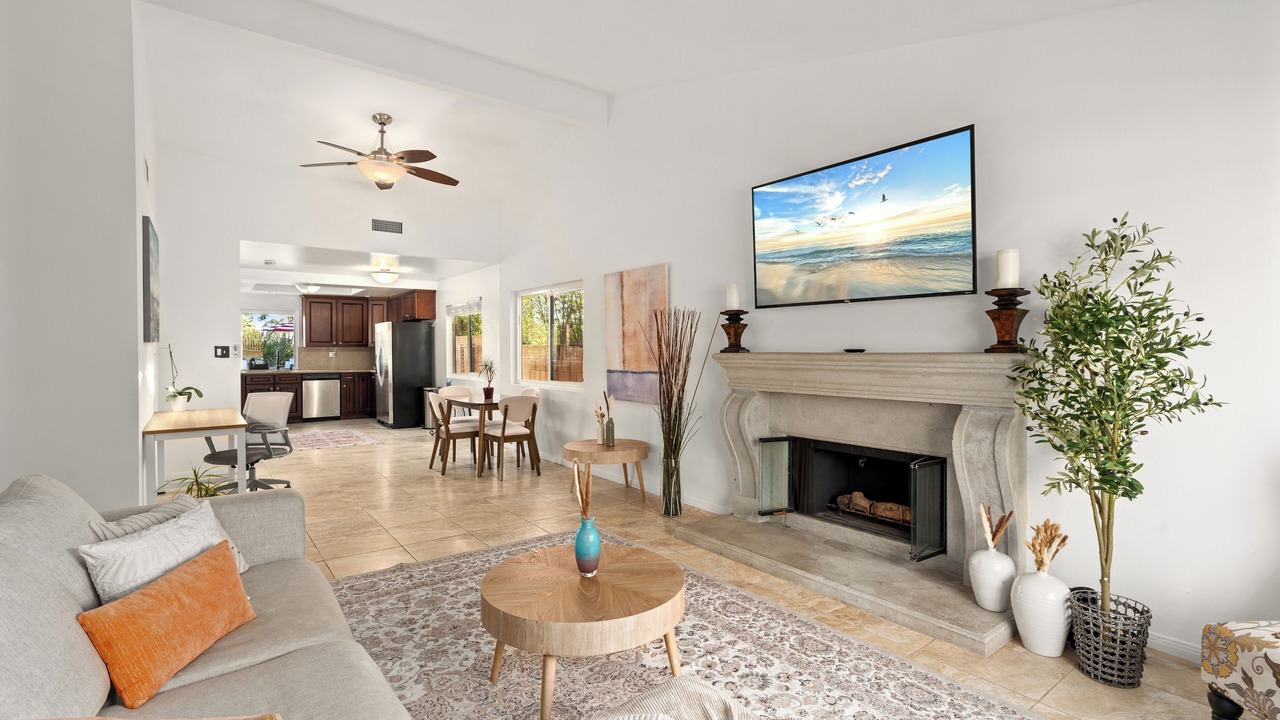 Photo of Livingroom in Topanga