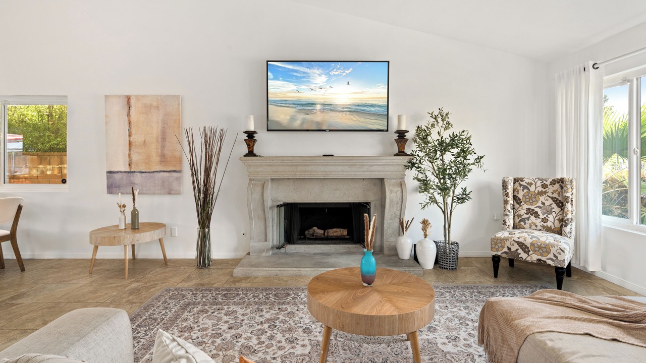 Photo of Livingroom in Topanga