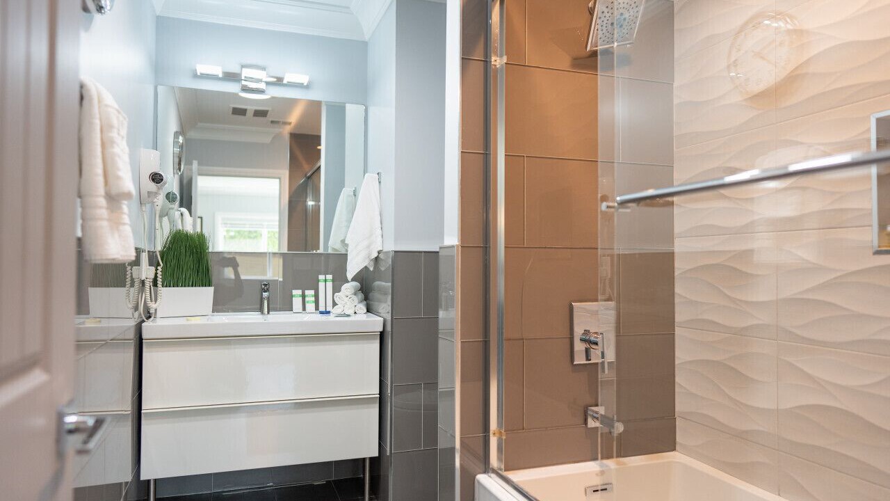 Photo of Bathroom in Madrona