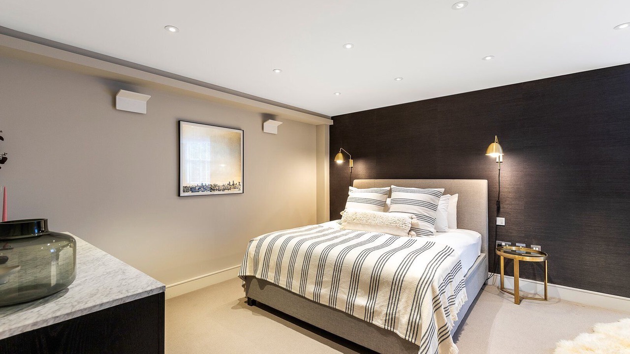 Photo of Bedroom in South Bank