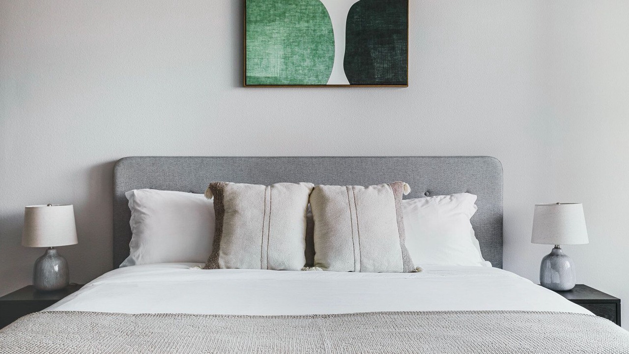 Photo of Bedroom in Mid-Wilshire