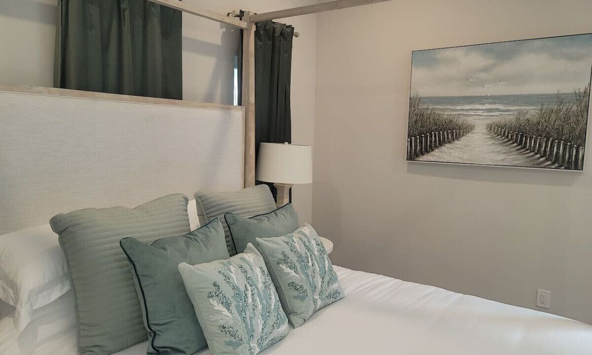 Photo of Bedroom in Point Loma