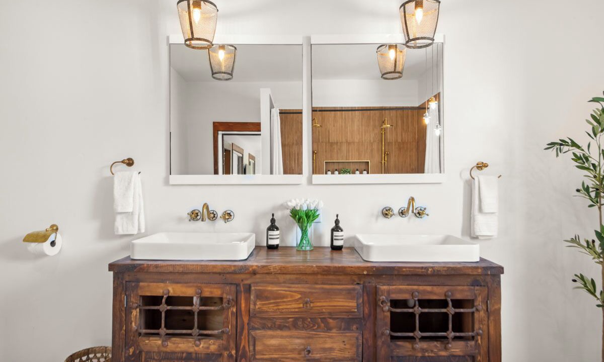 Photo of Bathroom in Lompoc