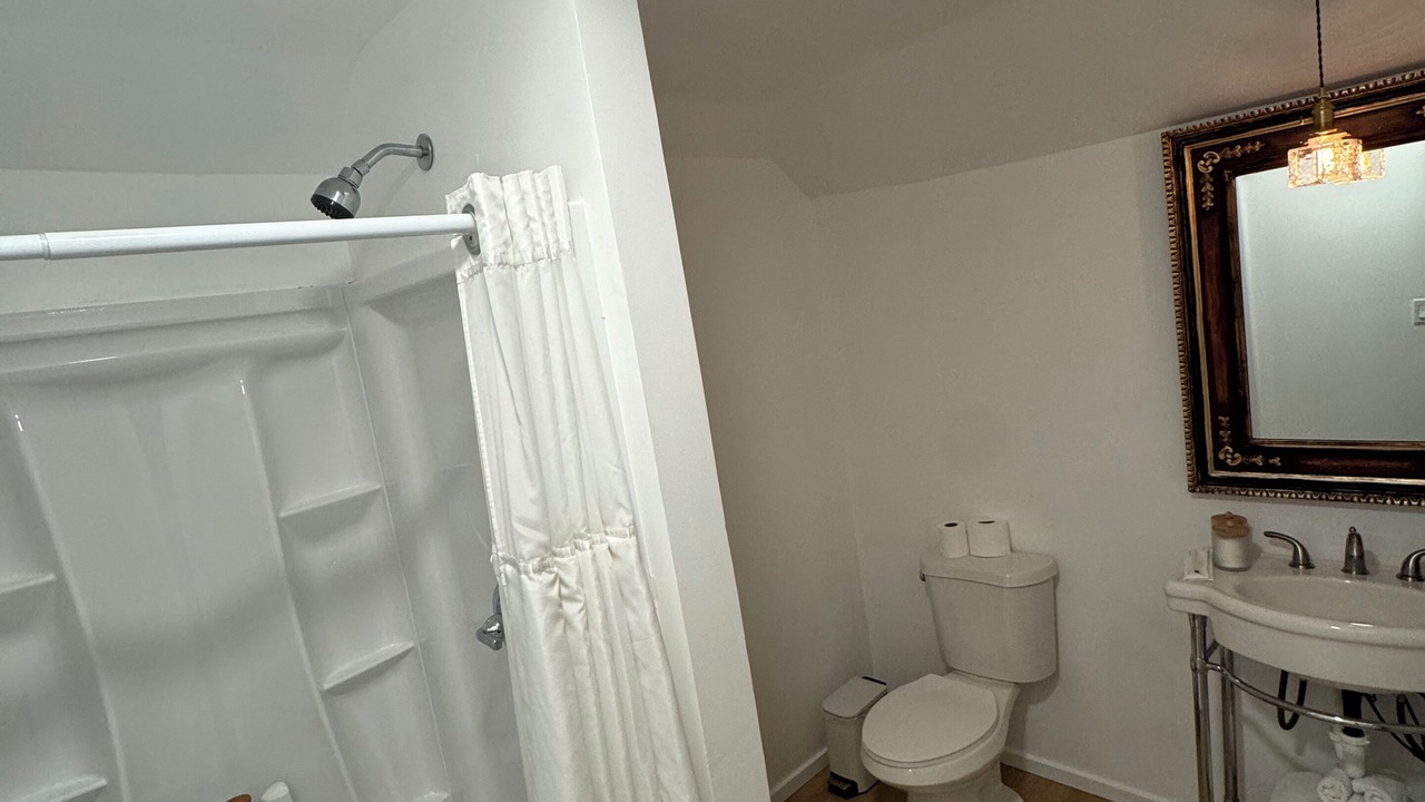 Photo of Bathroom in Lompoc