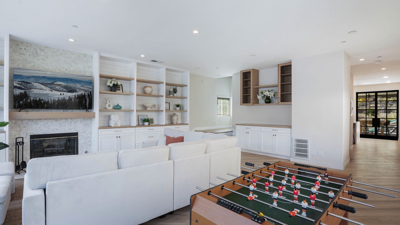 Photo of Bedroom in Crescenta Highlands