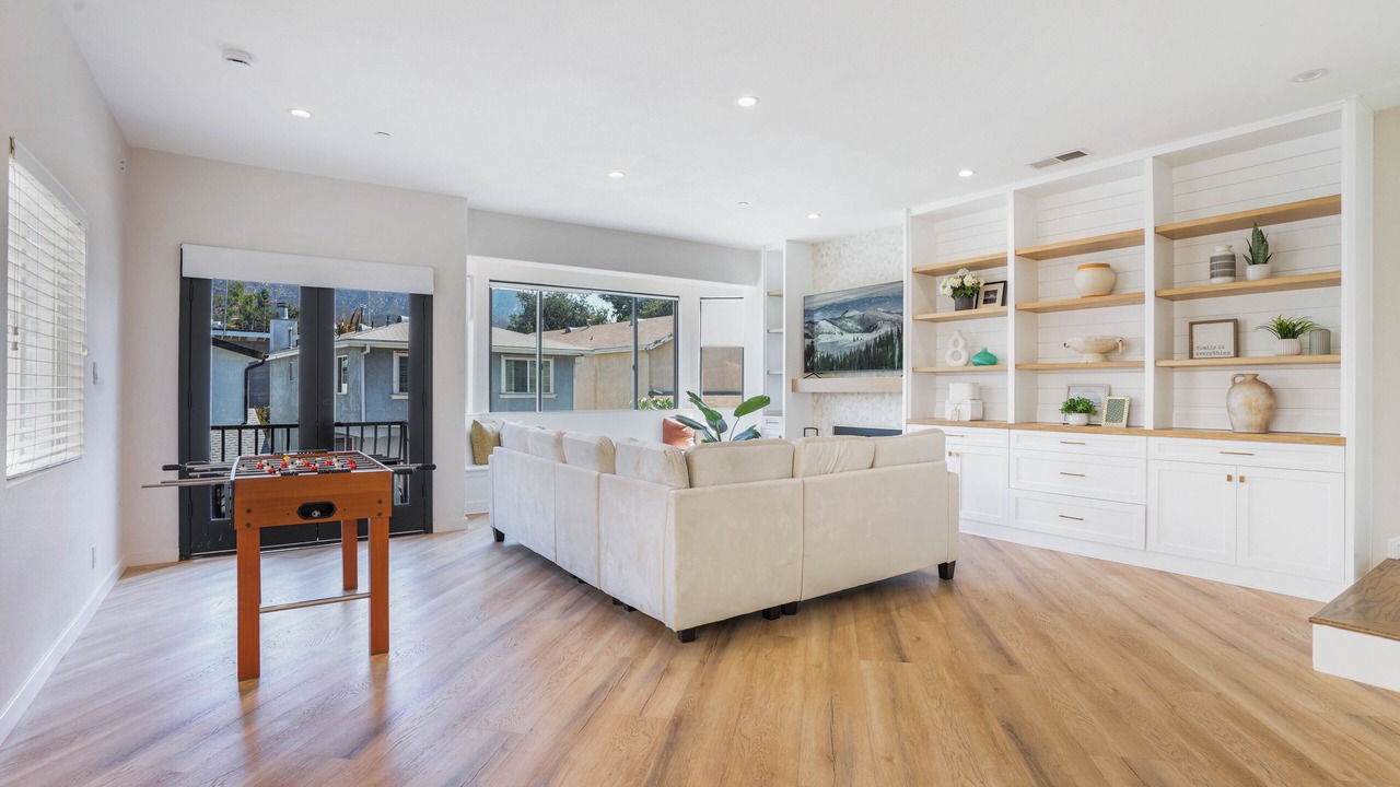 Photo of Bedroom in Crescenta Highlands