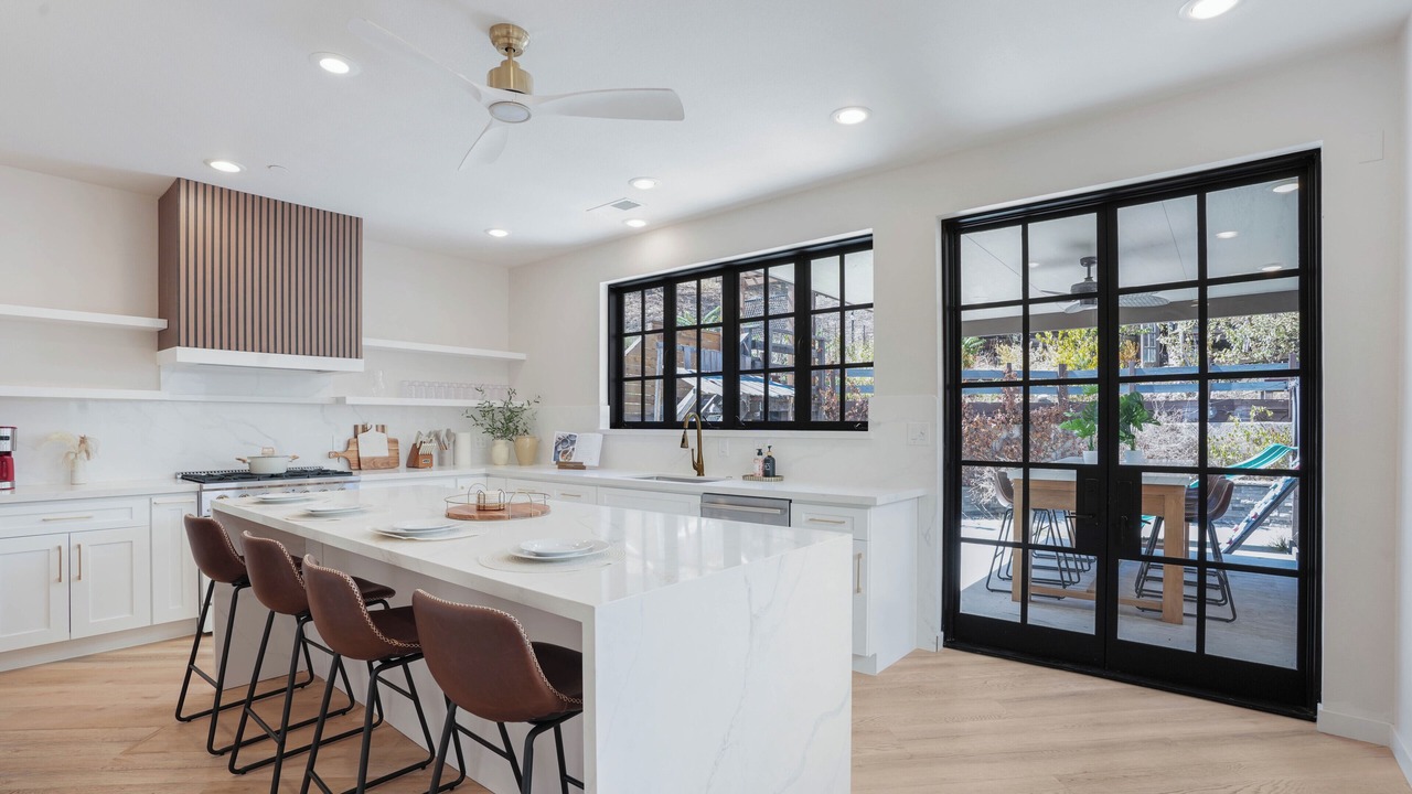 Photo of Kitchen in Crescenta Highlands