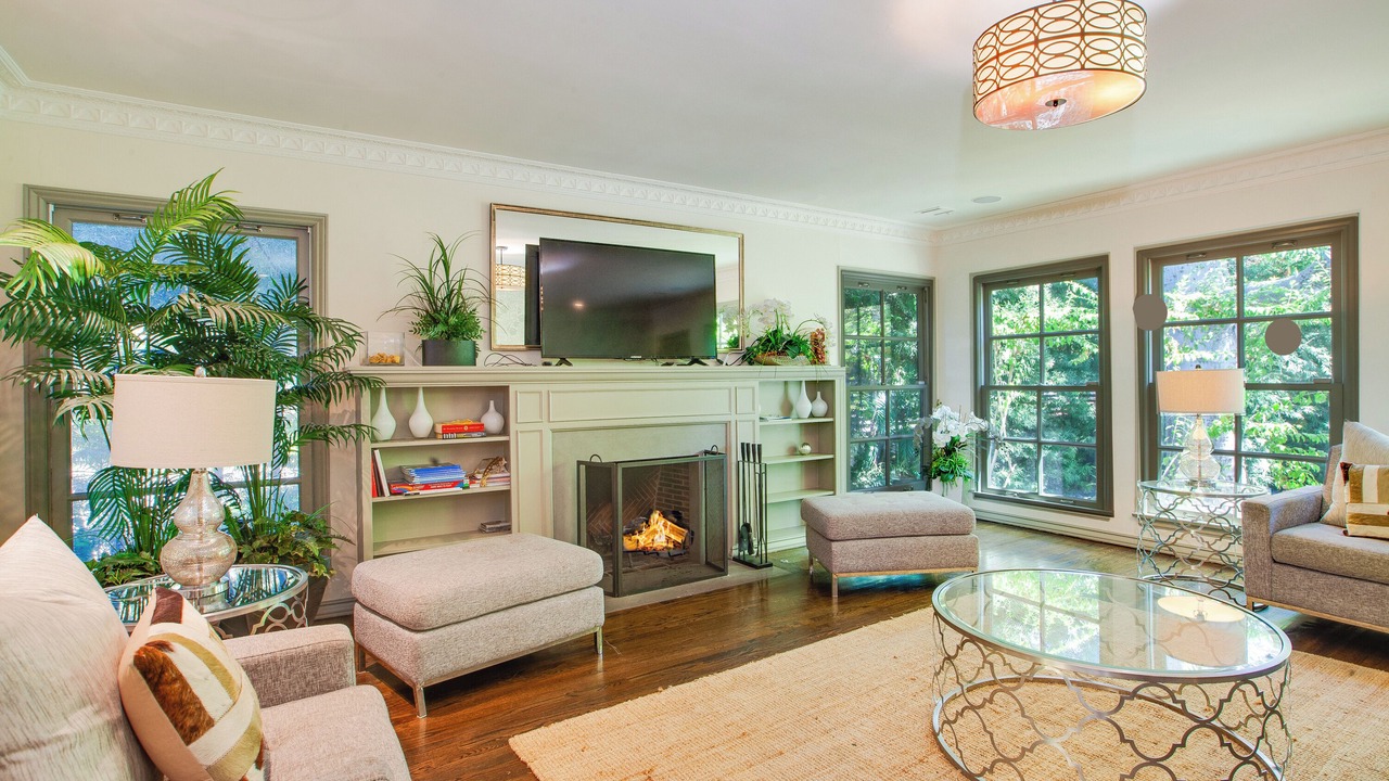 Photo of Livingroom in Tri-West