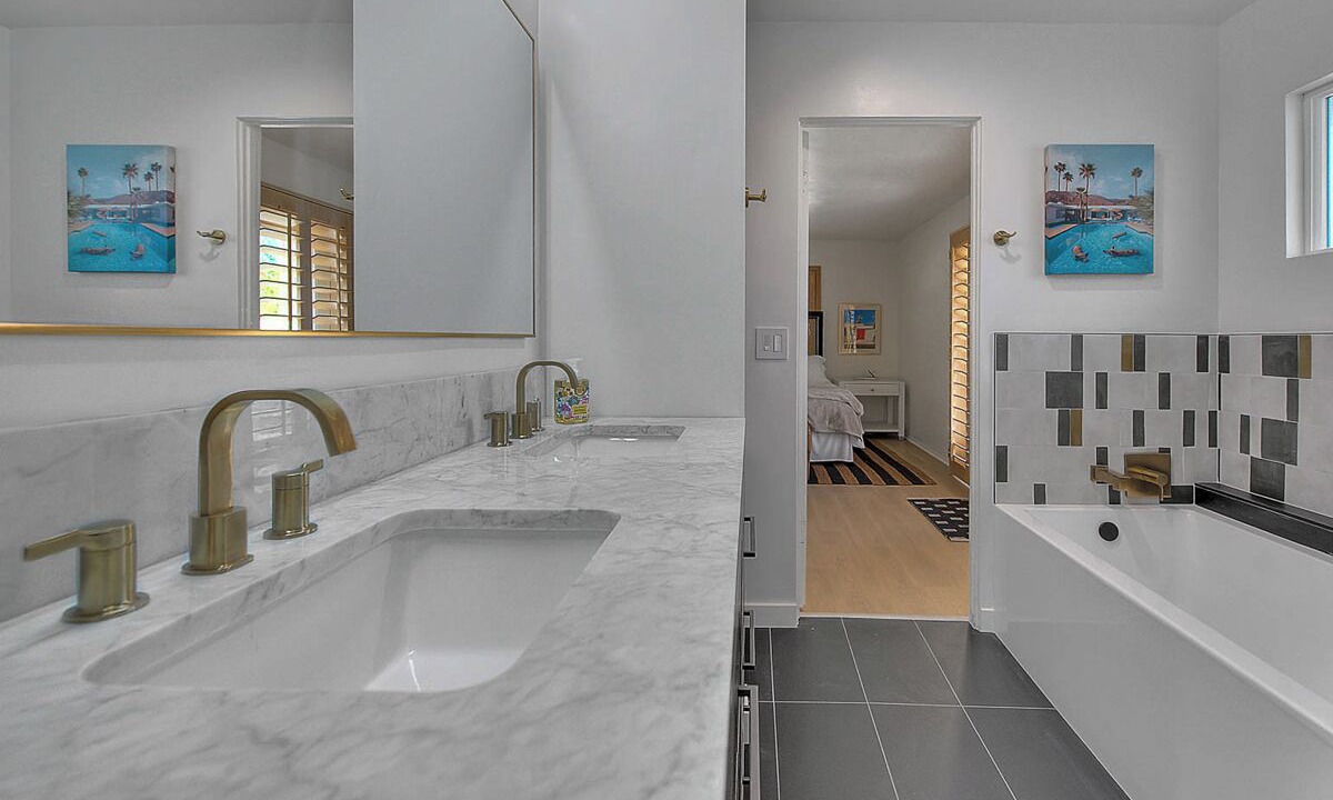Photo of Bathroom in Sunrise Vista Chino