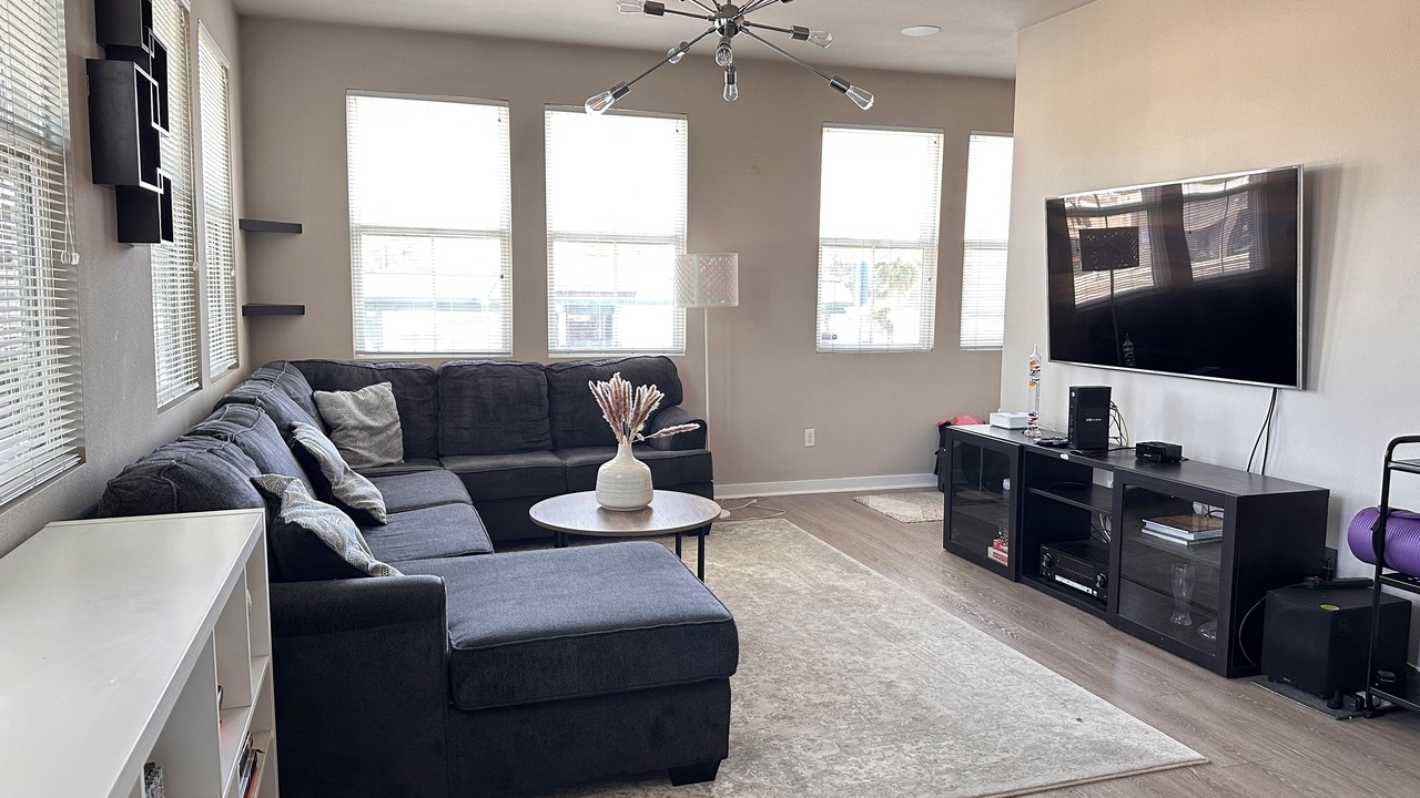 Photo of Livingroom in Southwest Anaheim