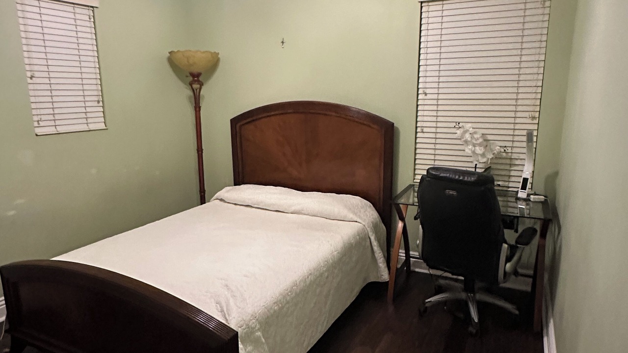 Photo of Bedroom in La Sierra