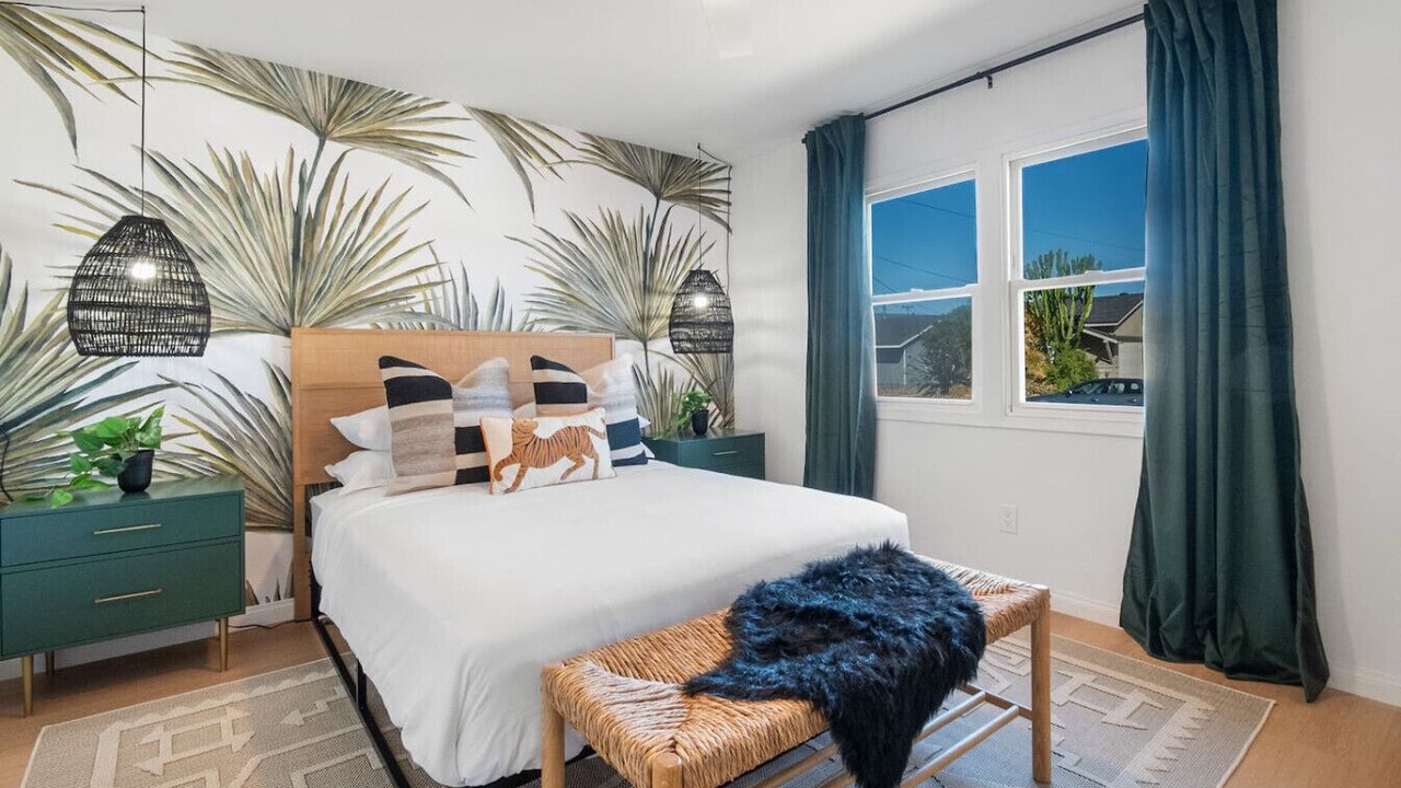 Photo of Bedroom in Clairemont