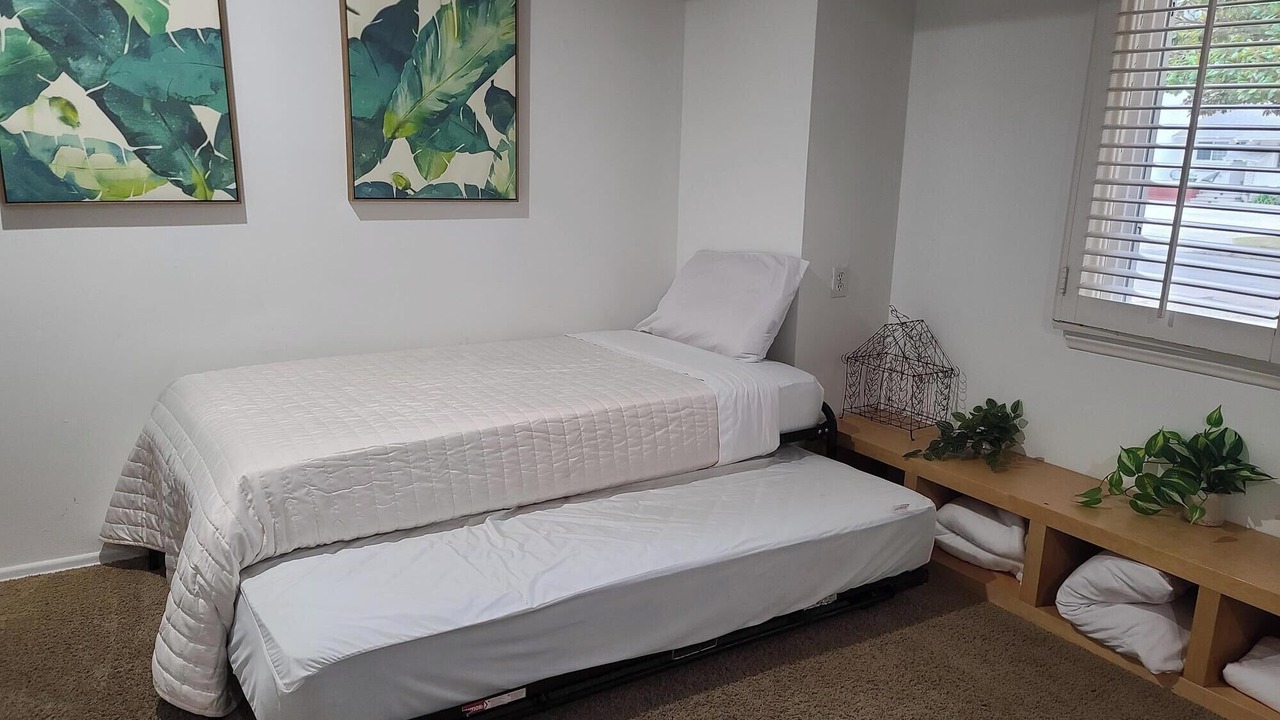 Photo of Bedroom in Ladera Heights