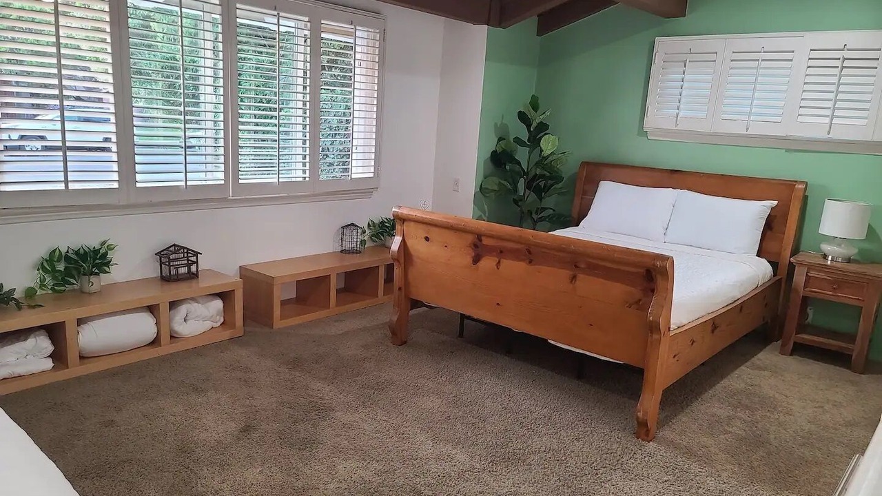 Photo of Bedroom in Ladera Heights