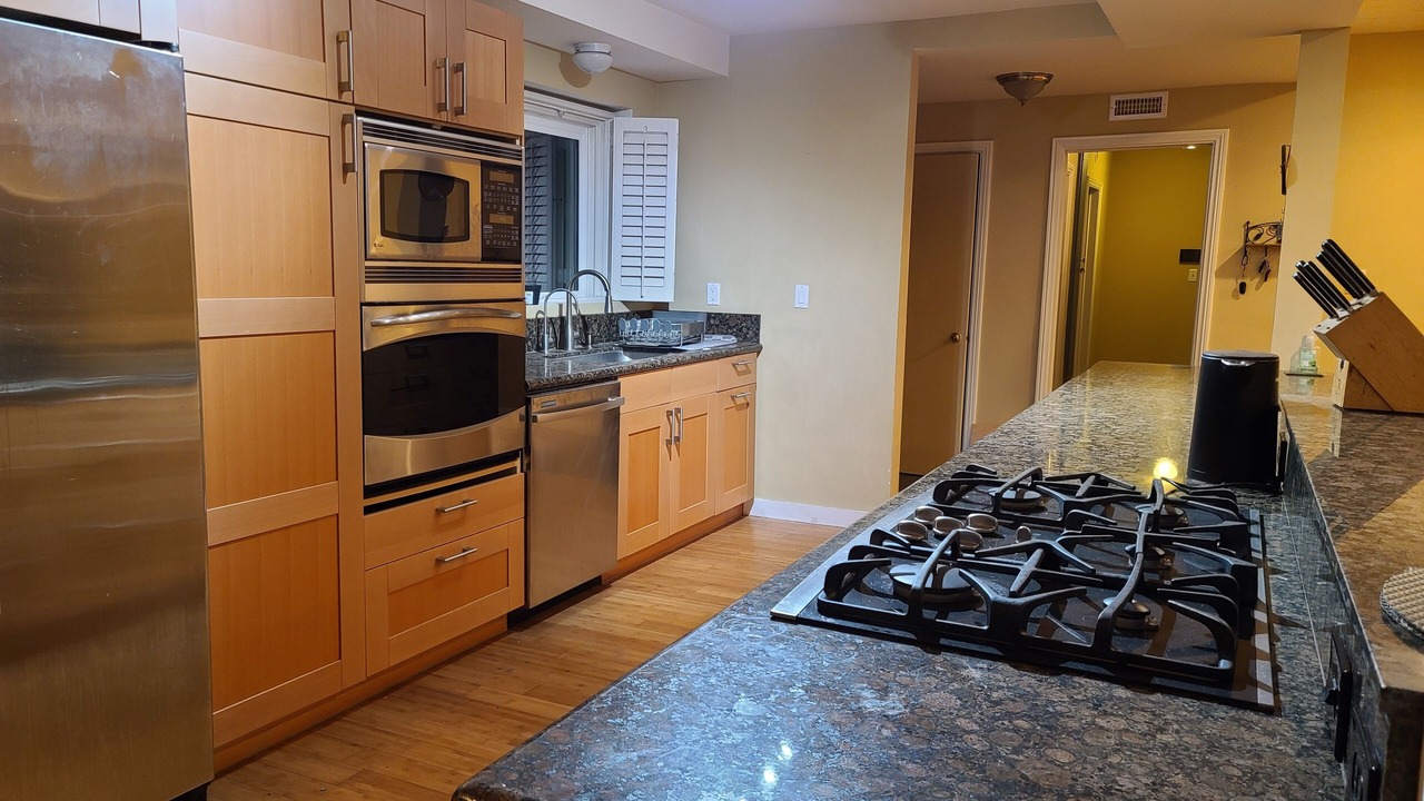 Photo of Kitchen in Ladera Heights