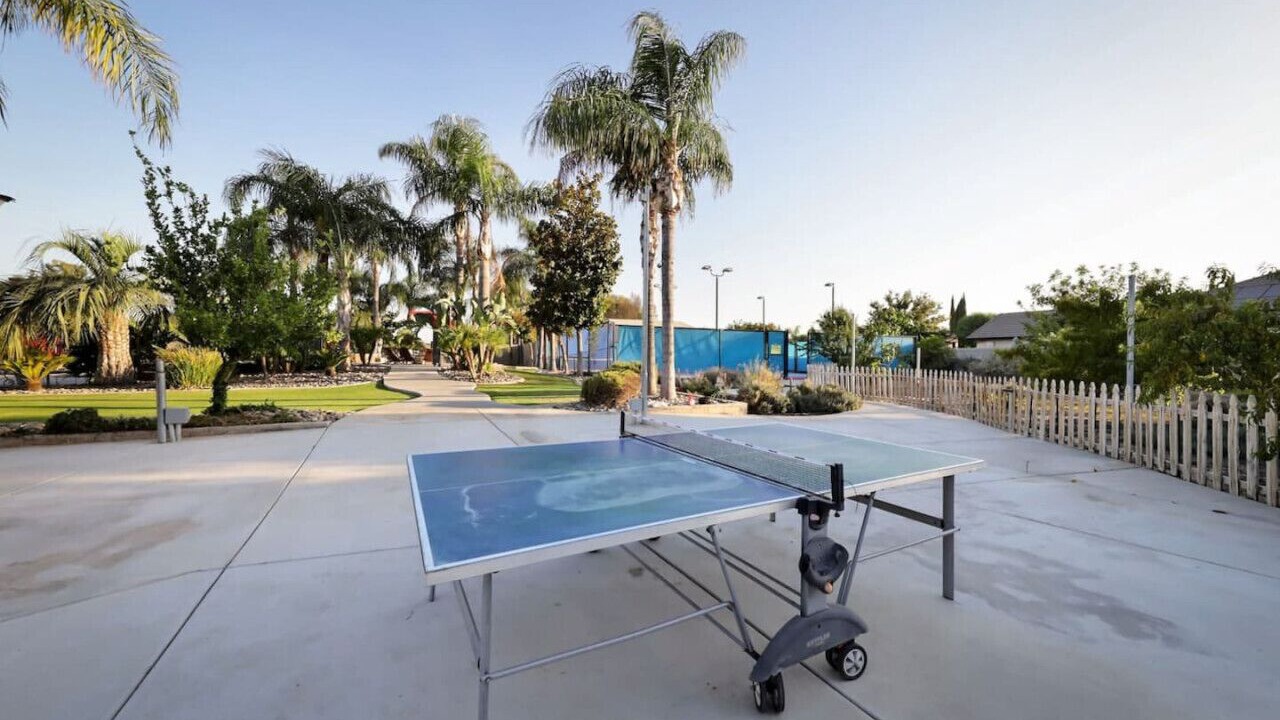 Photo of Outdoor in Rosedale