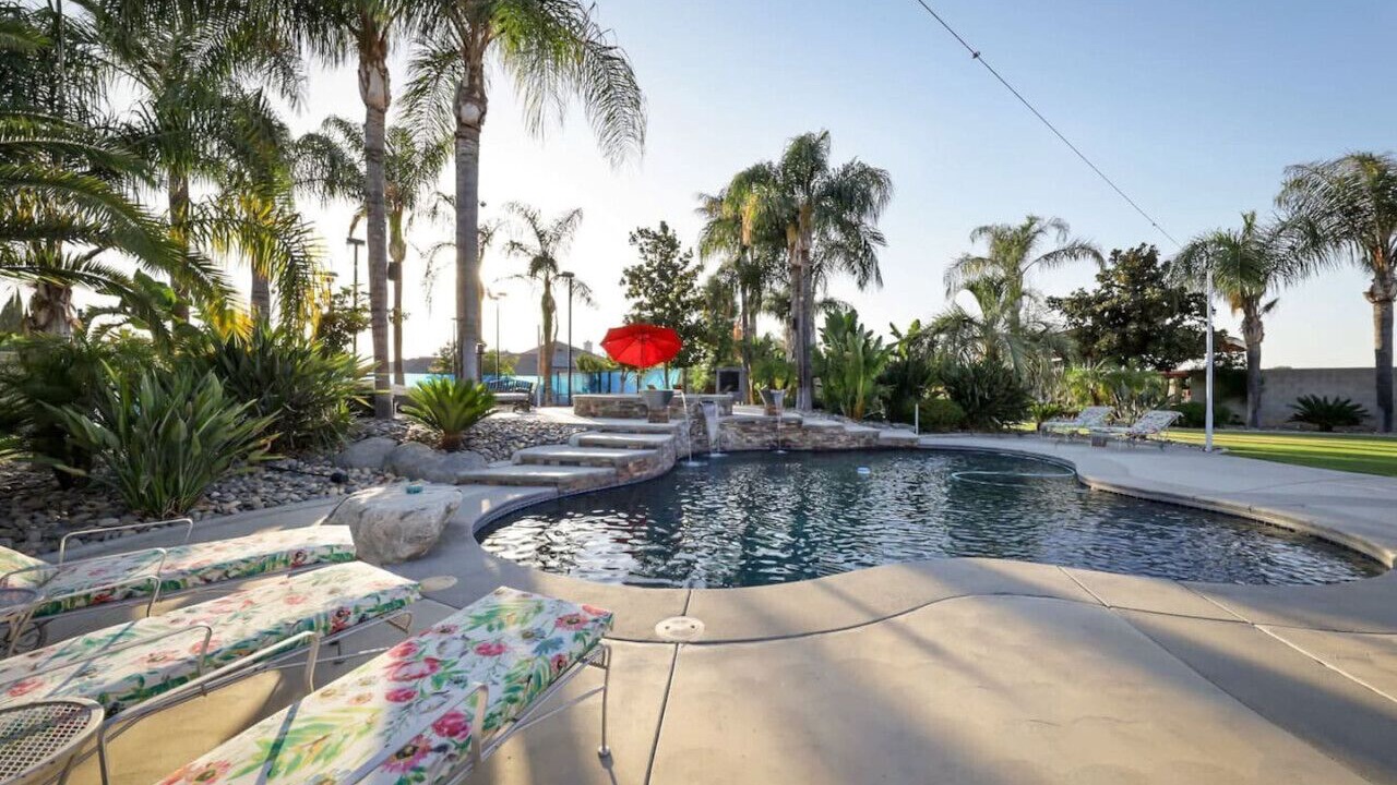 Photo of Outdoor in Rosedale