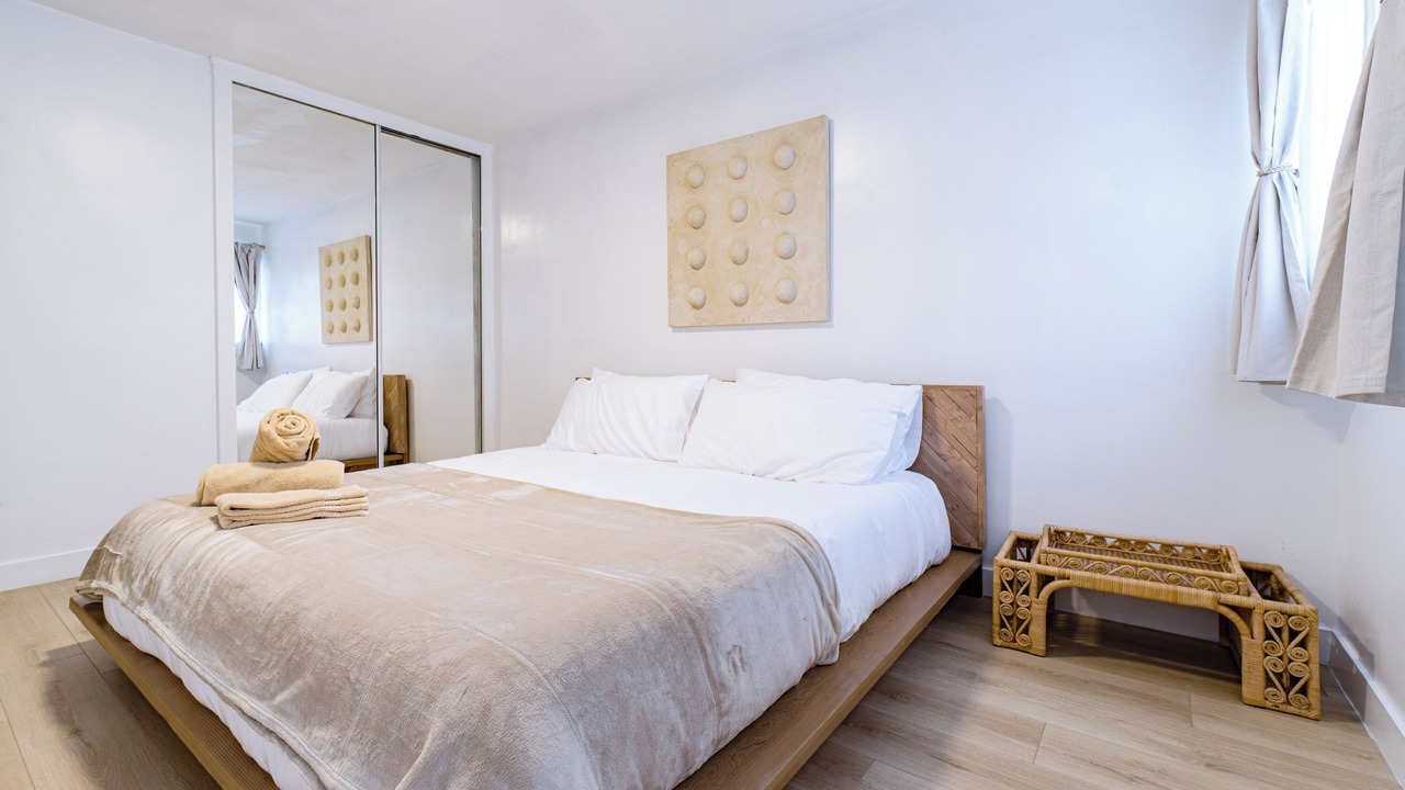Photo of Bedroom in Del Rey