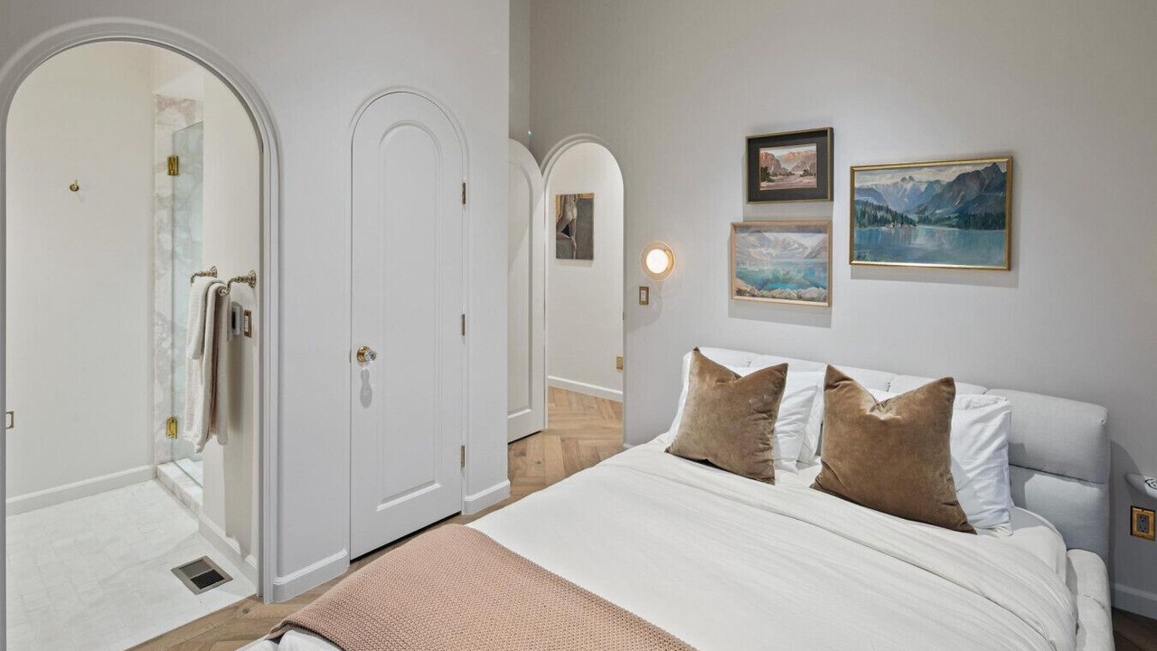 Photo of Bedroom in Olde Solana Beach