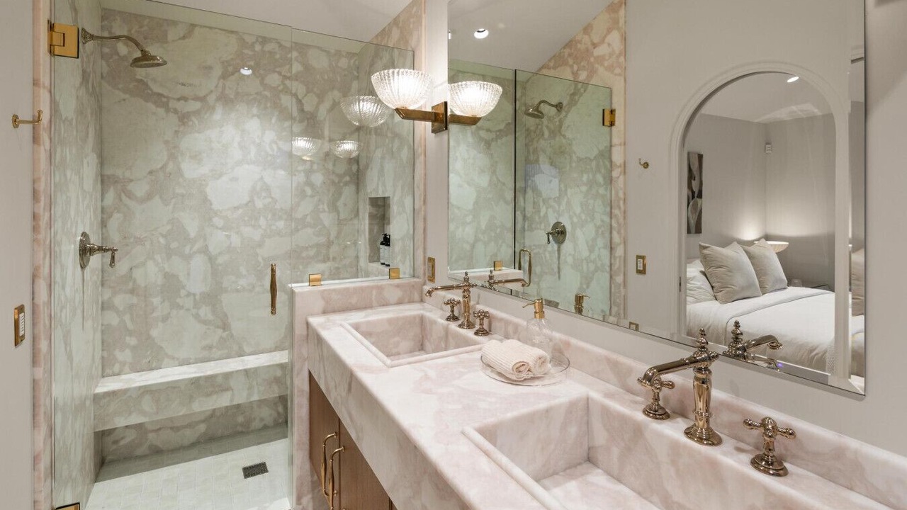 Photo of Bathroom in Olde Solana Beach