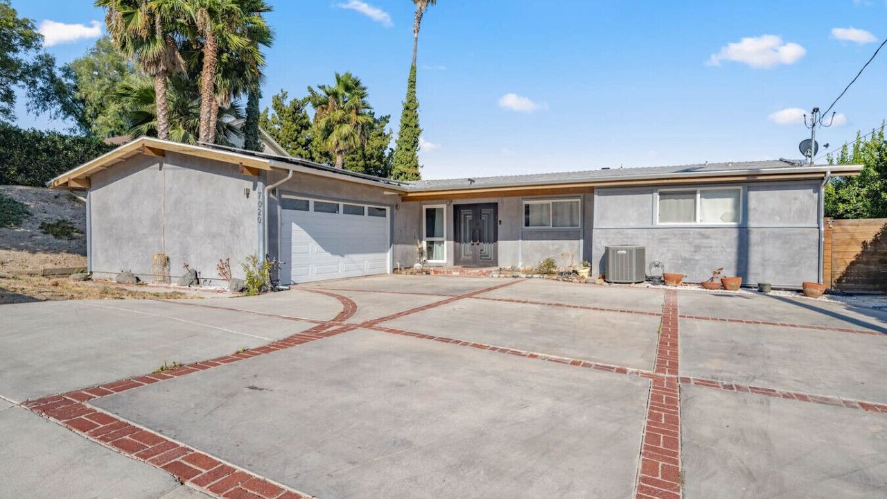Photo of Outdoor in West Hills
