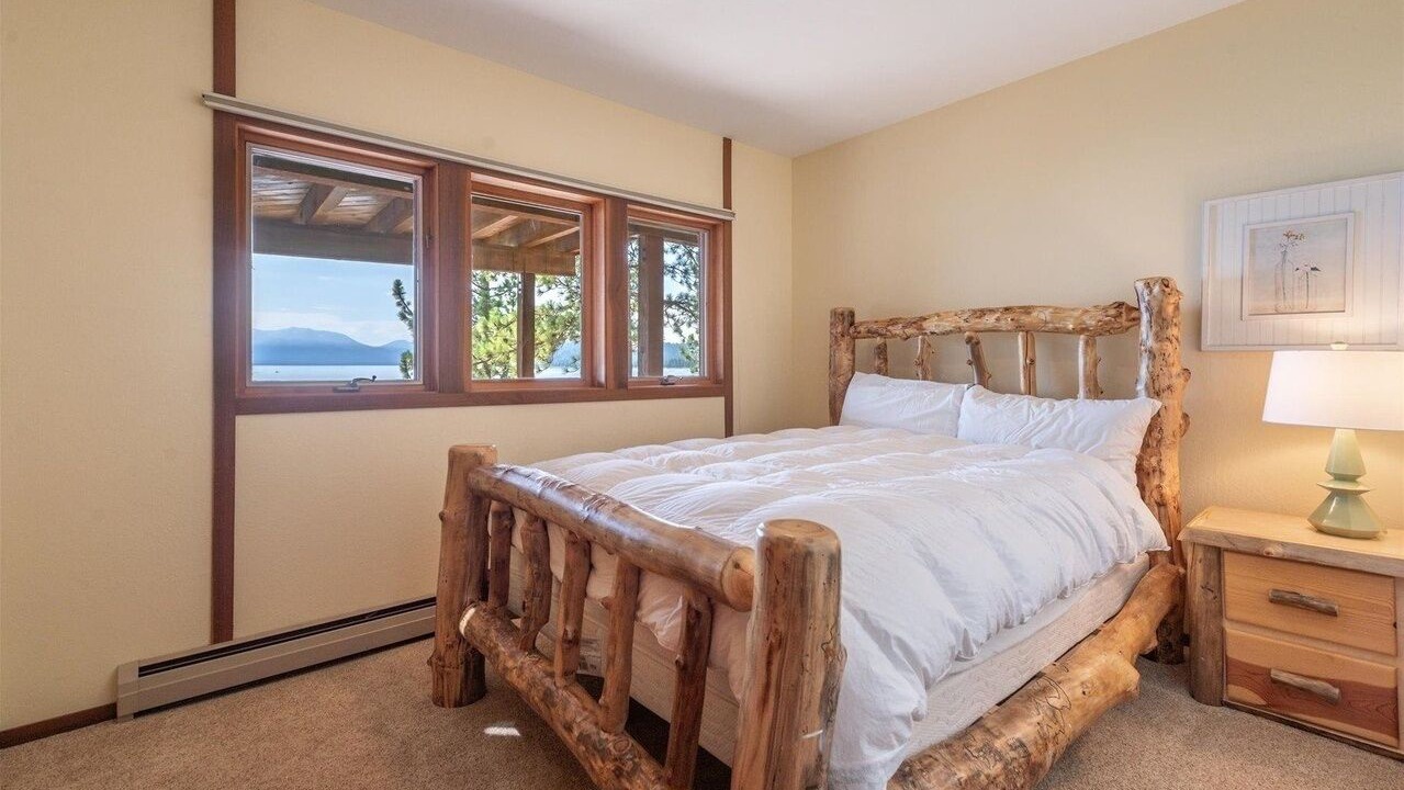 Photo of Bedroom in Meeks Bay