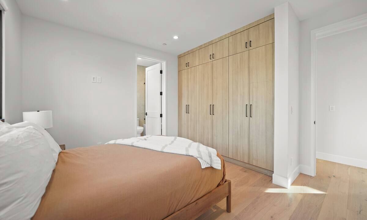 Photo of Bedroom in Sawtelle