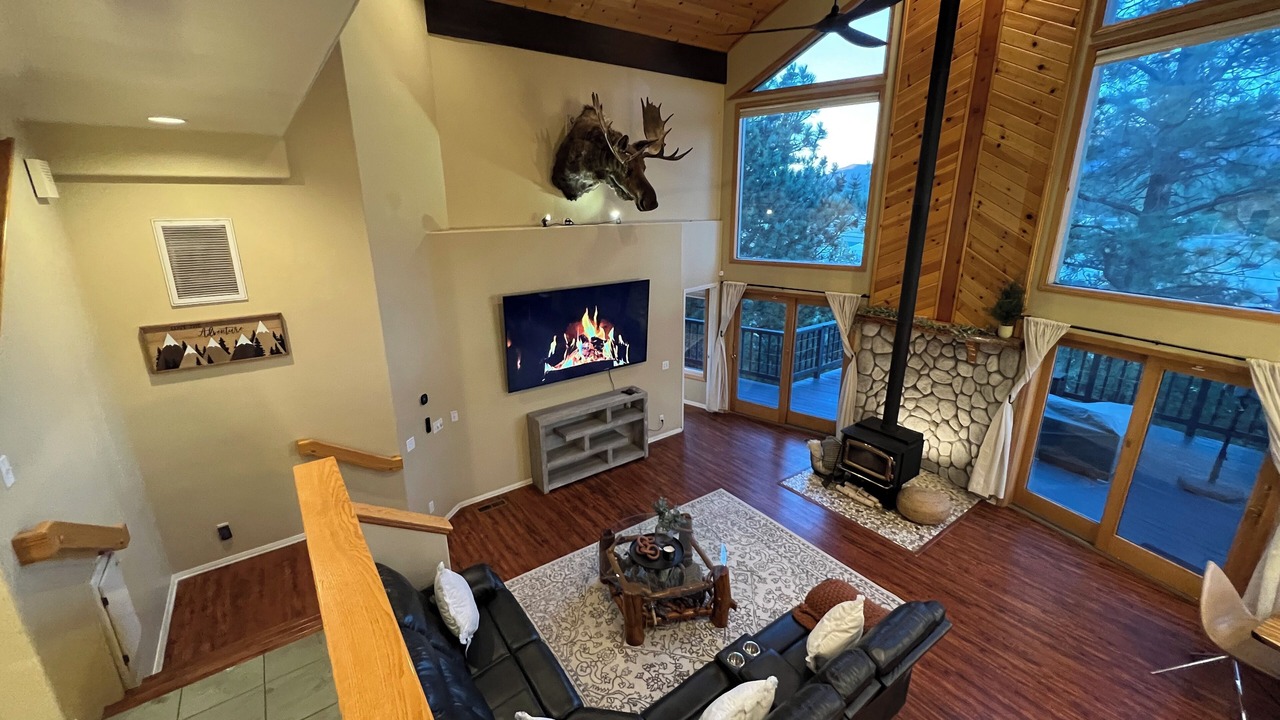 Photo of Livingroom in Whispering Forest