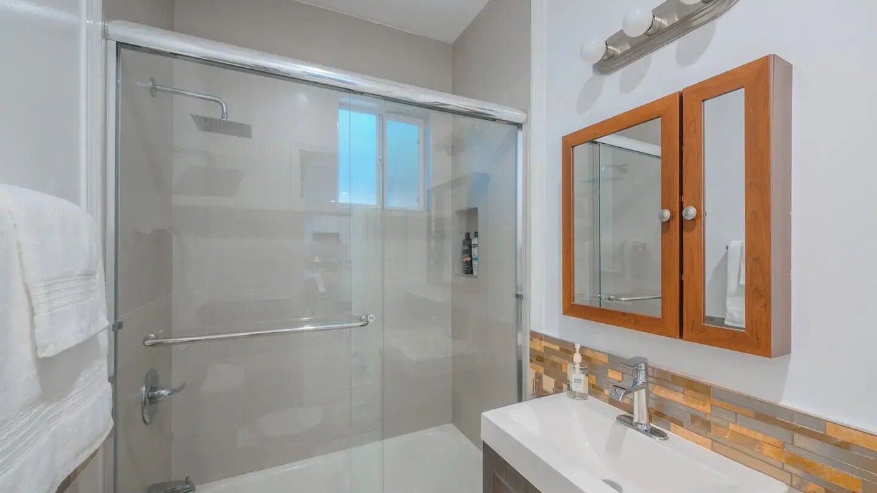 Photo of Bathroom in Atwater Village