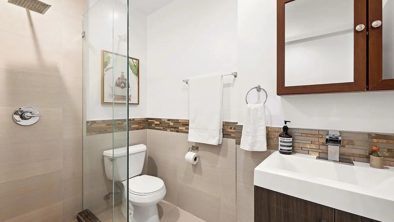 Photo of Bathroom in Atwater Village