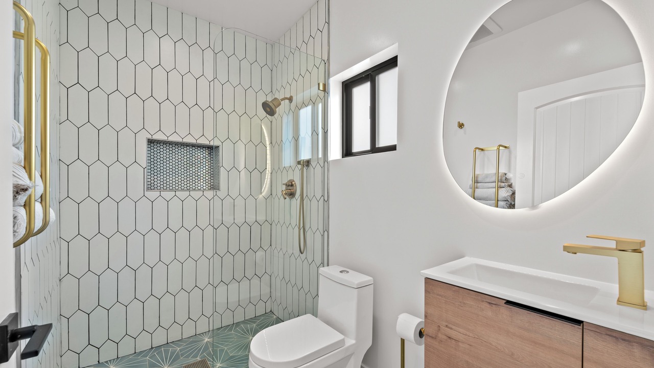 Photo of Bathroom in Los Angeles