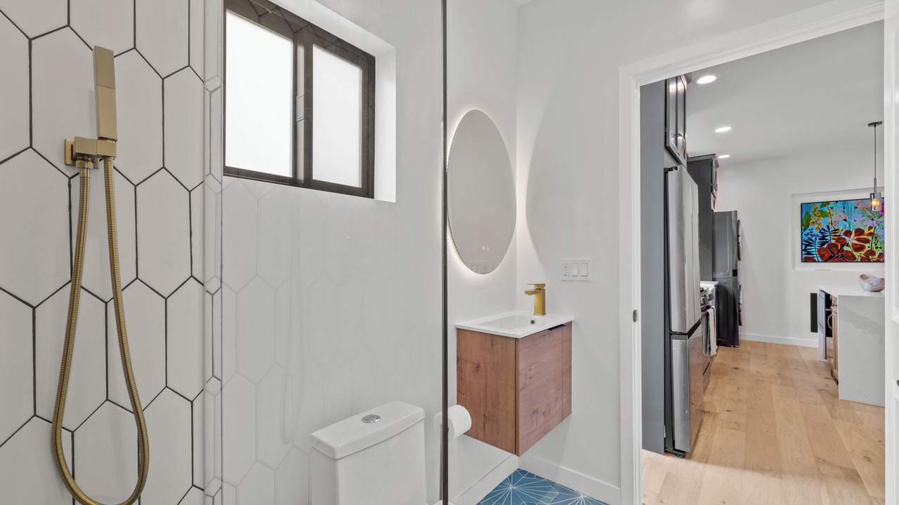 Photo of Bathroom in Los Angeles