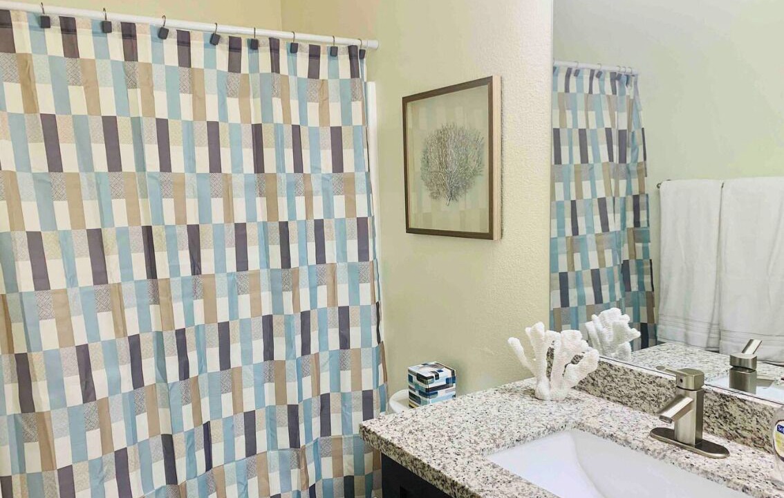 Photo of Bathroom in Cardiff-by-the-Sea