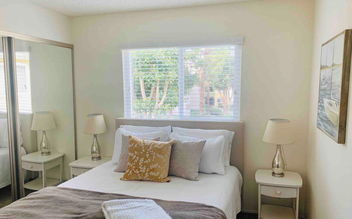 Photo of Bedroom in Cardiff-by-the-Sea