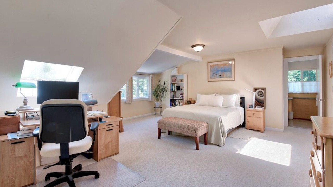 Photo of Bedroom in Point Reyes Station