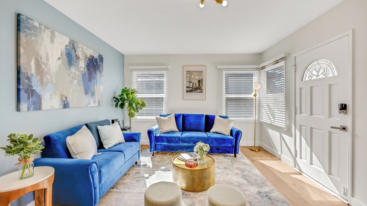 Photo of Livingroom in Inglewood