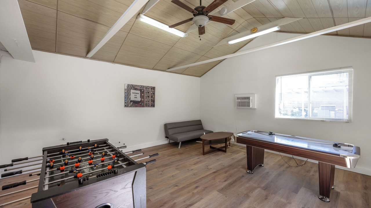 Photo of Bedroom in Inglewood