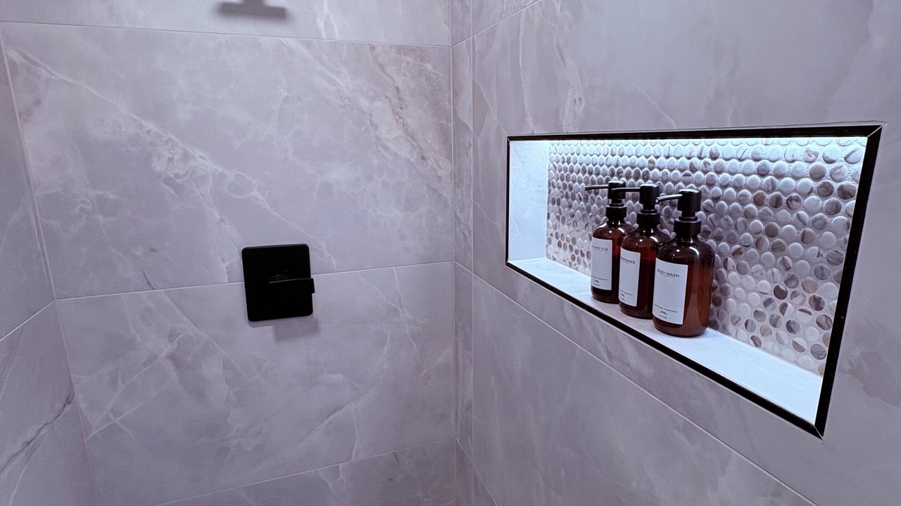 Photo of Bathroom in Groveland