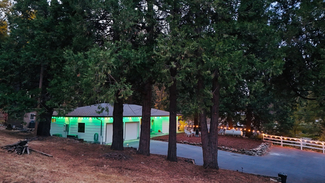 Photo of Outdoor in Groveland