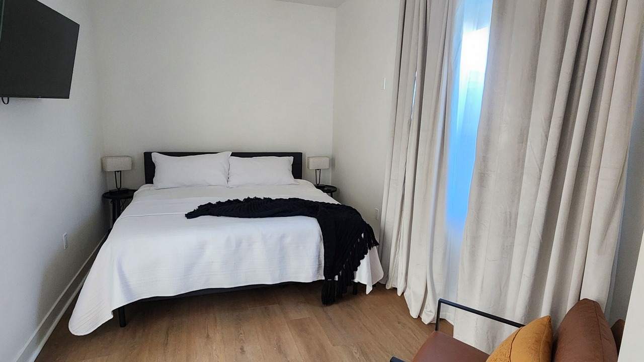 Photo of Bedroom in Ladera Heights