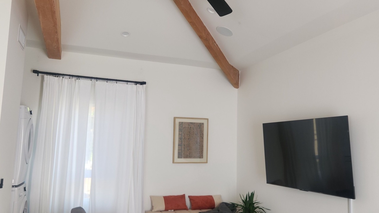 Photo of Livingroom in Ladera Heights