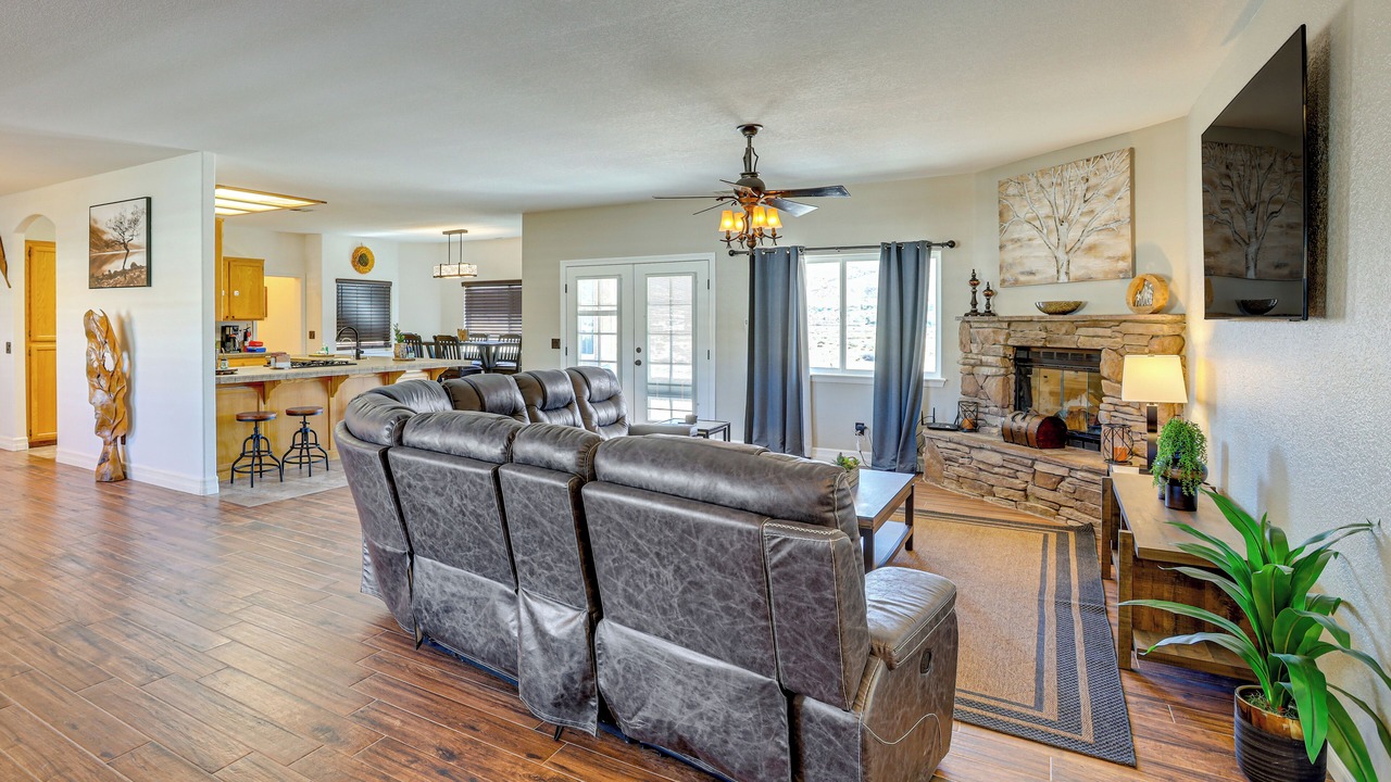 Photo of Livingroom in Hesperia