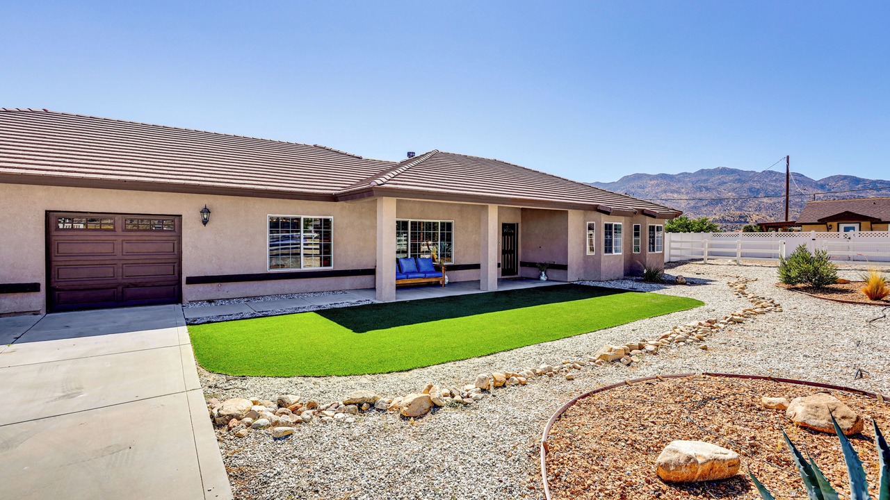 Photo of Outdoor in Hesperia