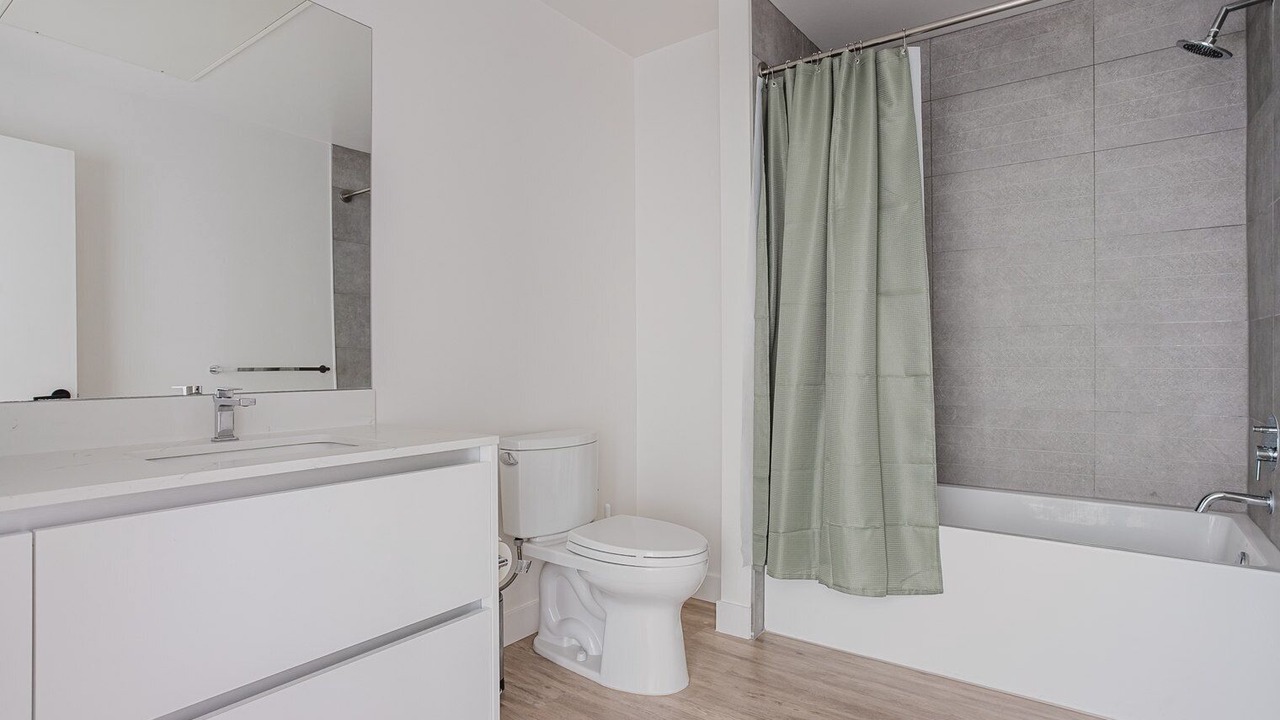 Photo of Bathroom in East Pasadena