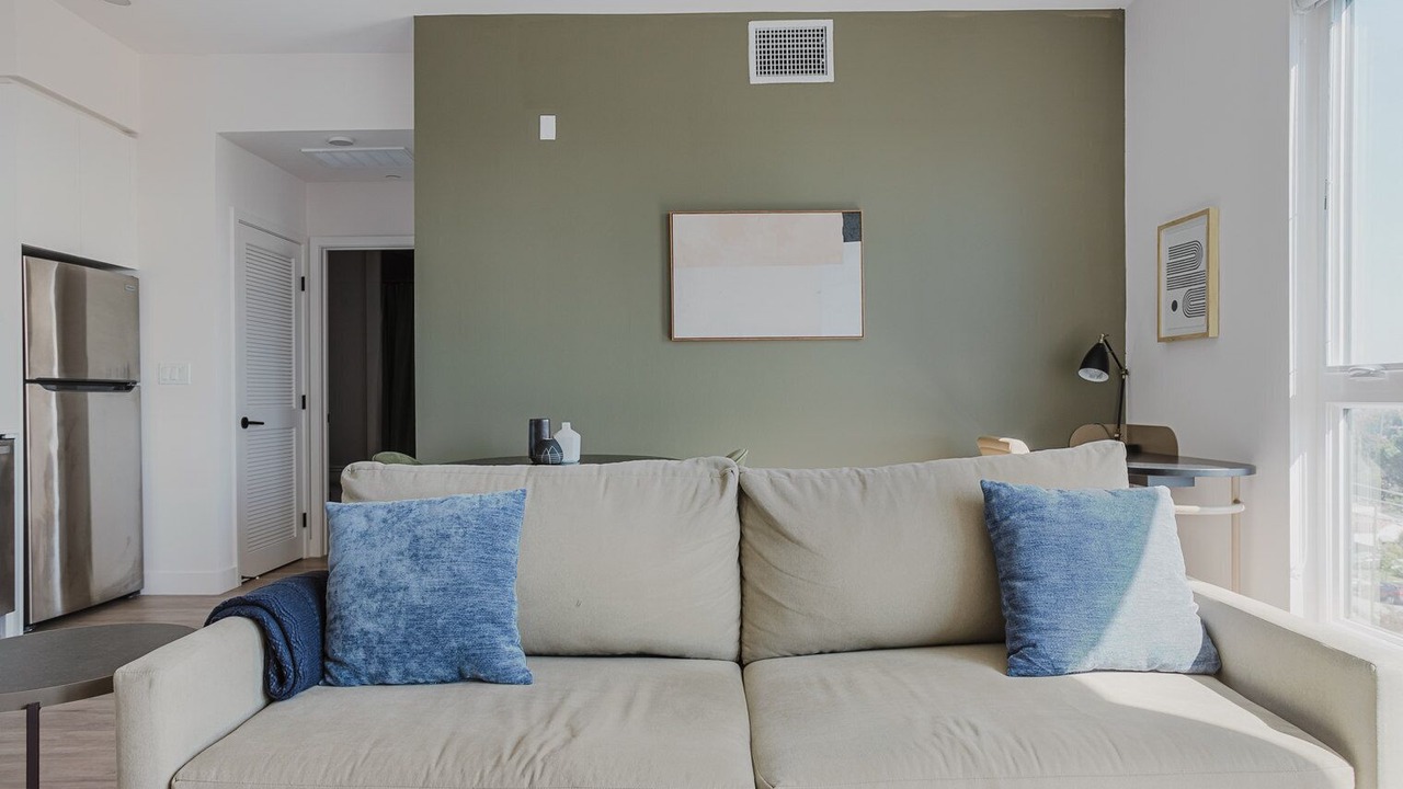 Photo of Livingroom in East Pasadena