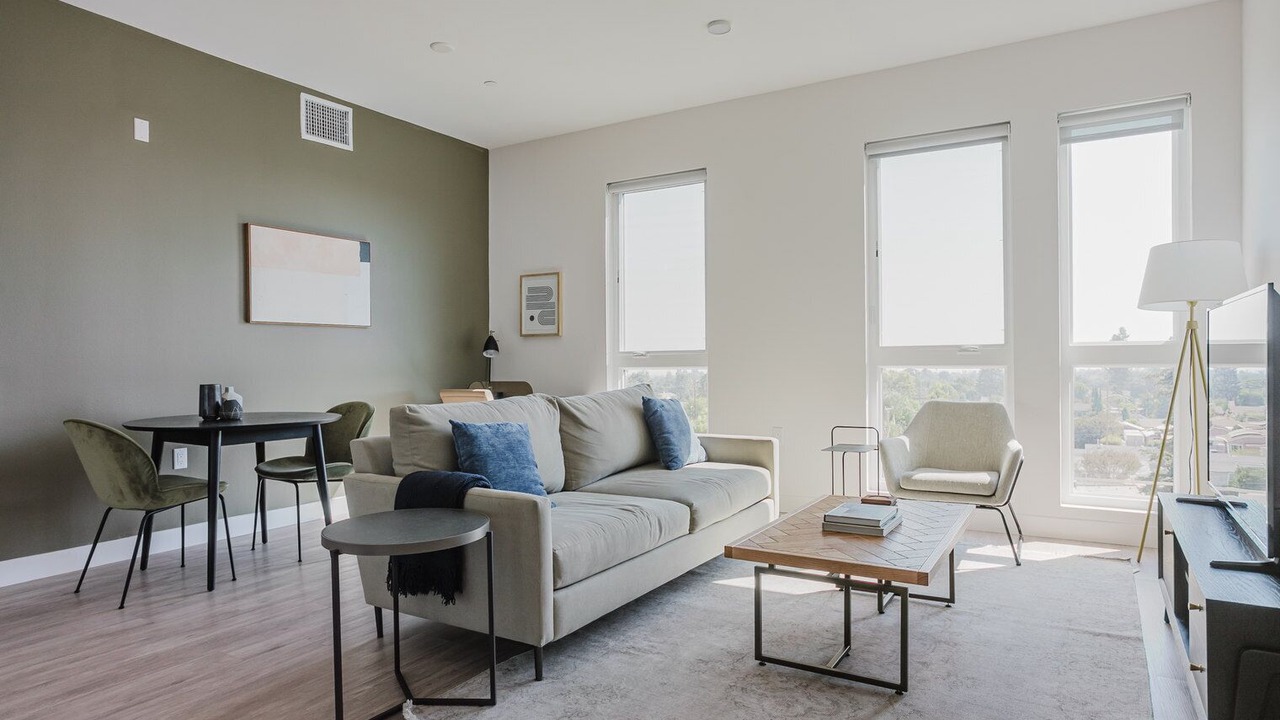 Photo of Livingroom in East Pasadena
