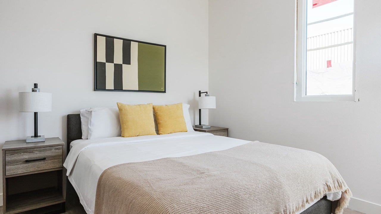 Photo of Bedroom in East Pasadena
