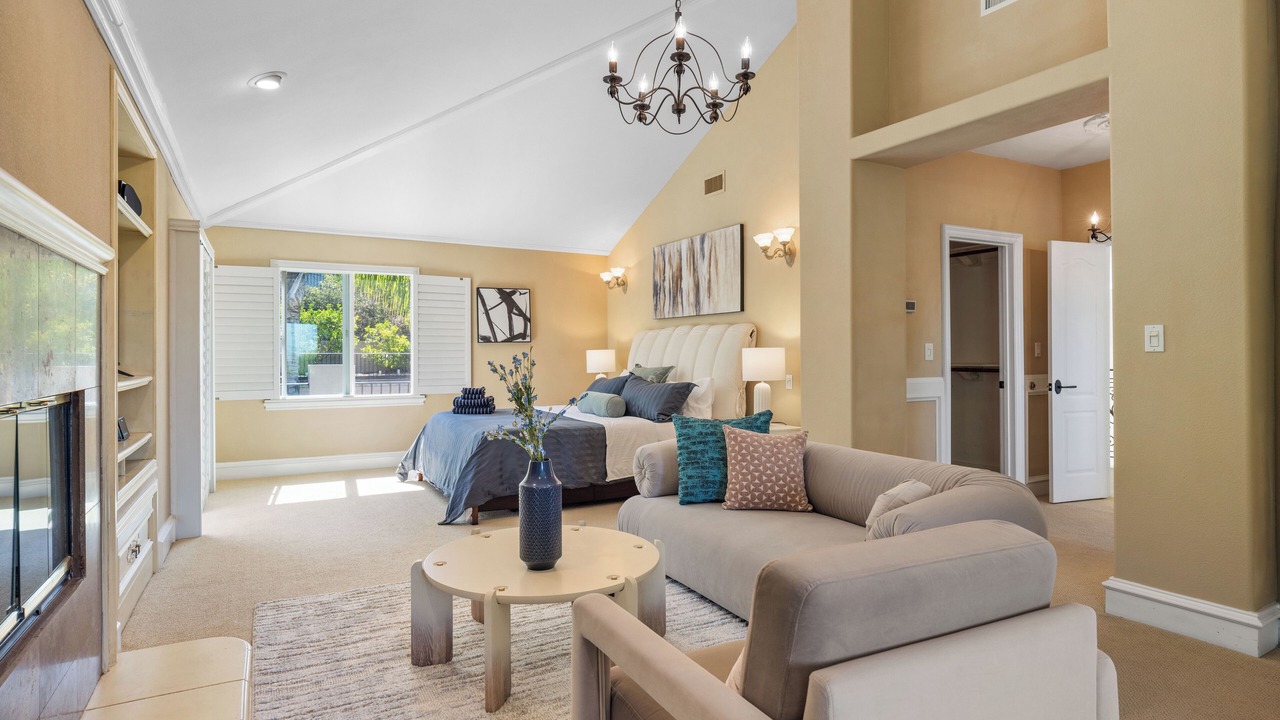 Photo of Livingroom in Cowan Heights