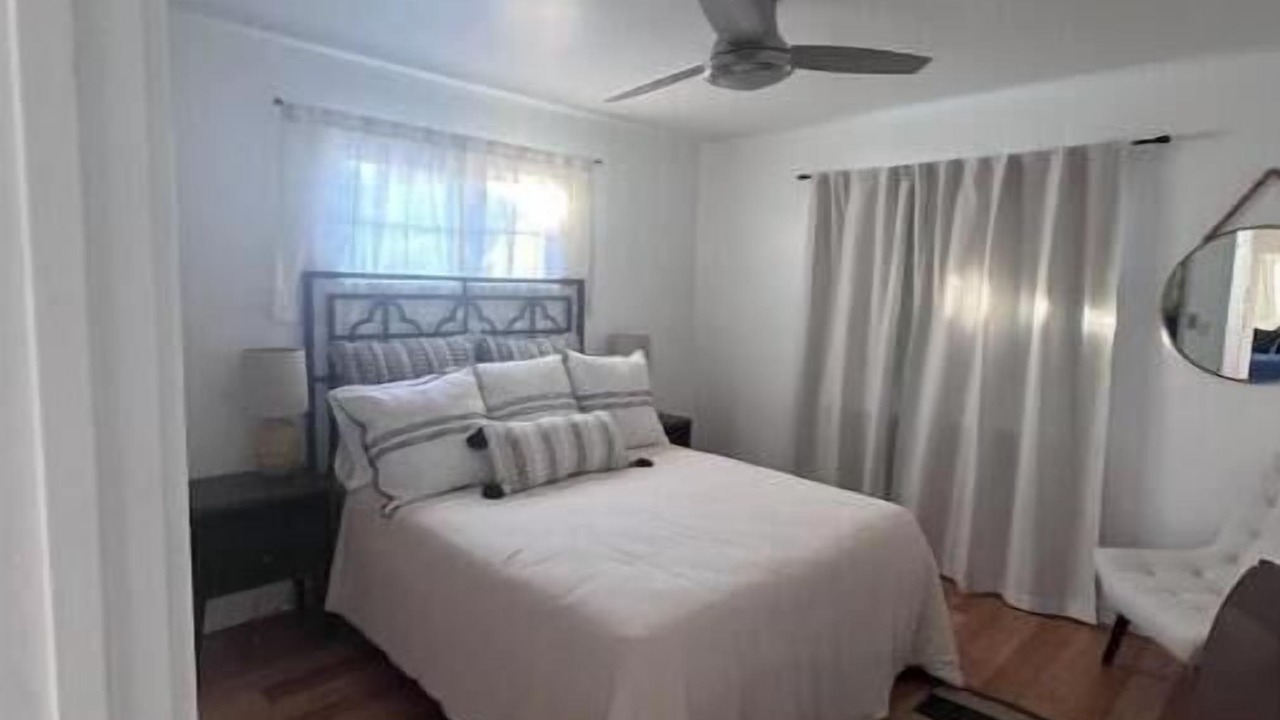 Photo of Bedroom in Northwest Anaheim
