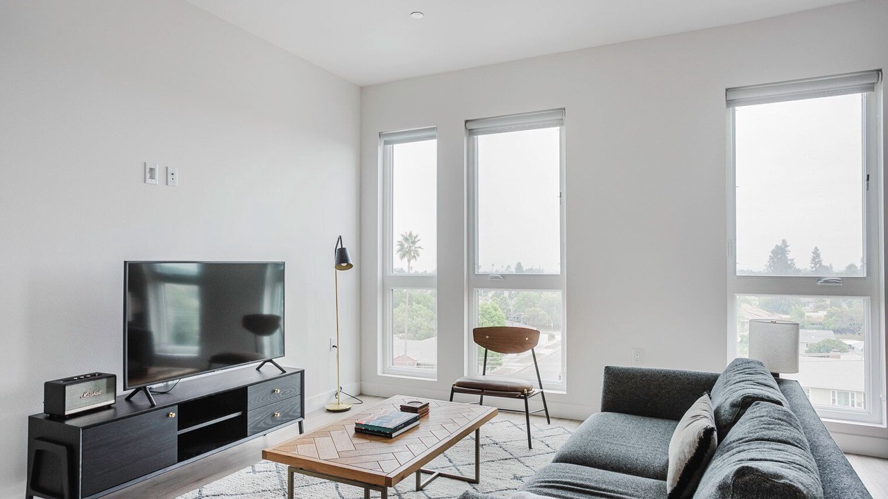 Photo of Livingroom in East Pasadena